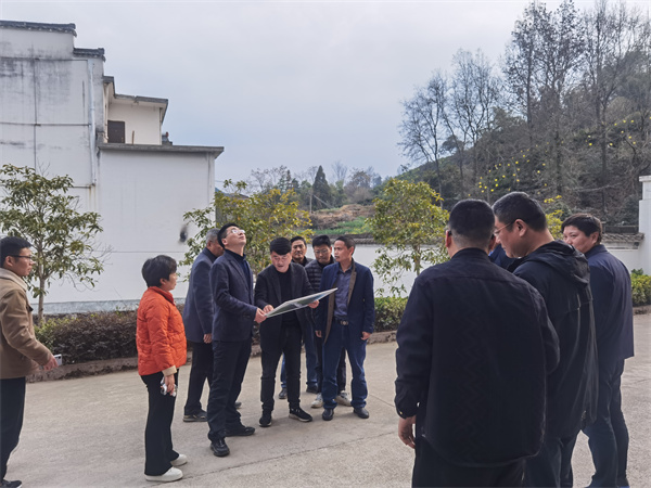 3月14日，王縣長調(diào)研煙花爆竹公司倉儲(chǔ)提升項(xiàng)目前期工作.jpg